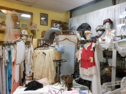 Vintage Clothing/Hats - DLR 330 Front Entrance